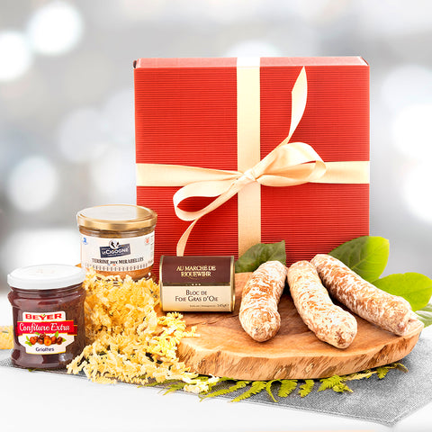 Genuss verschenken mit Feinkostkörben und Geschenkkarten